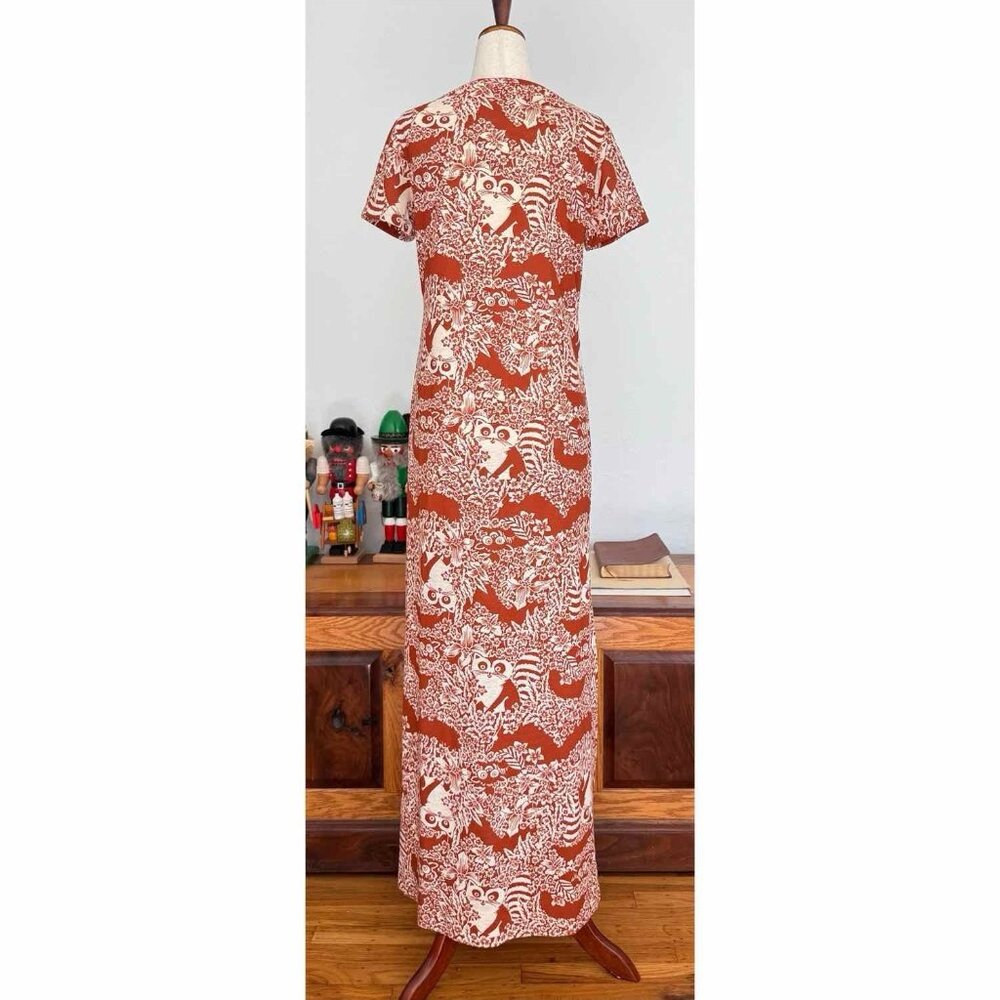 VTG 60's Kimo's Polynesian Shop Hawaiian T-Shirt Maxi Dress Floral Raccoons - Picture 4 of 7